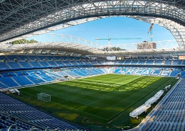 Innotech-eko all in one segurtasun-lerroak Donostiako Reale Arena futbol-zelaiaren estalki metalikoan